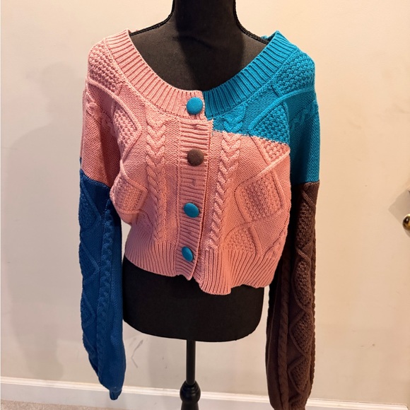 Colorblock Cable Knit Sweater - Picture 1 of 4